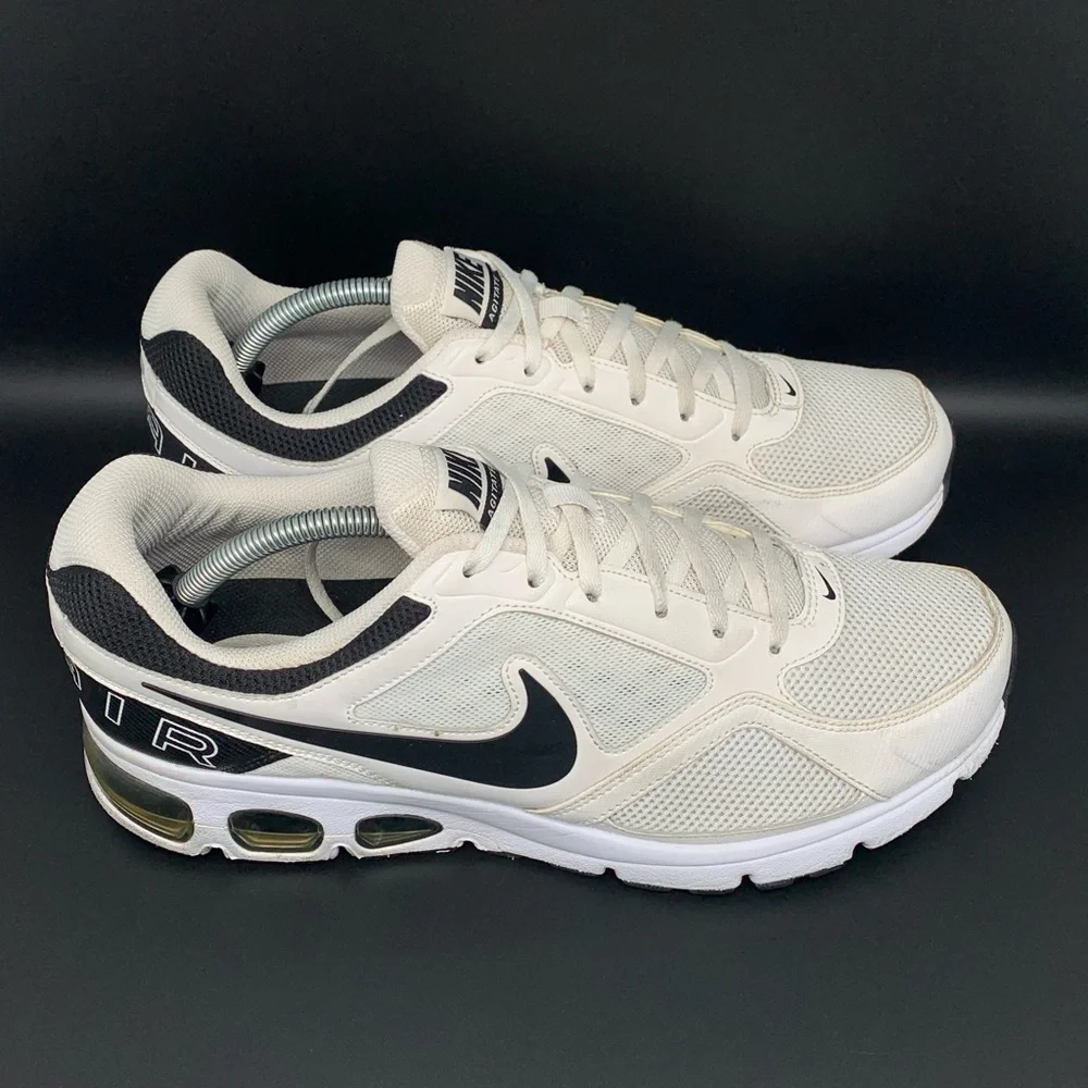 Nike Air Max Shoes Men’s Sz 11